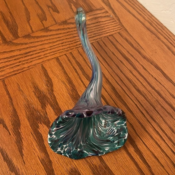 Hand blown glass flowers set of 3 - Picture 3 of 5